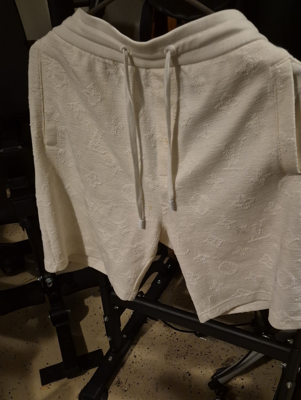 Men's Cream Textured Drawstring Shorts